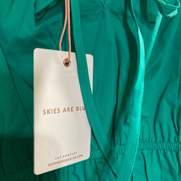 Skies are blue elastic neck lining shorts sleeve - Picture 11 of 12